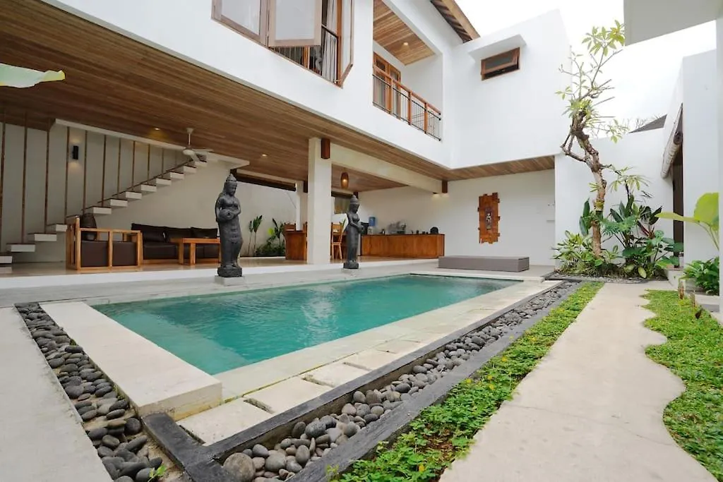 Villa Alina - Spacious Villa For 6 People Ubud